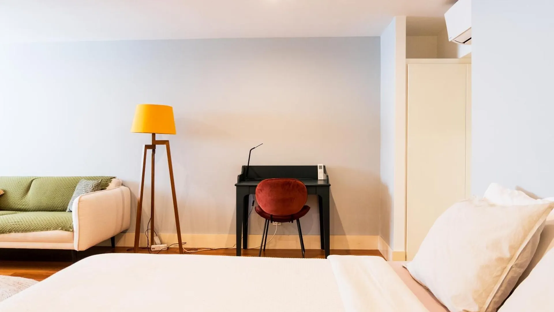 Cozy Lovely Studio'S In Лиссабон Апартаменты
